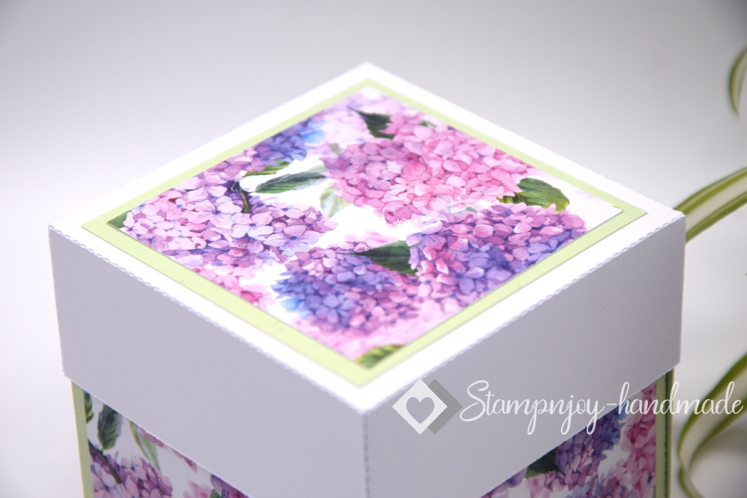 Explosionsbox Geburtstag personalisierbar ca. 7x7x7cm | Geldgeschenk | Zierschachtel | Motiv: Blumen | lindgrün lila pastell | Art. Nr. 02020611 20 60 30 50 40