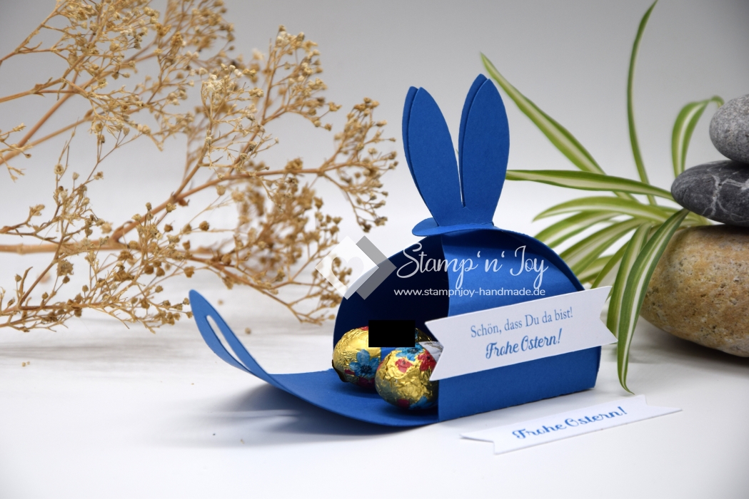 Gastgeschenk Ostern personalisierbar | Goodie Ostergeschenk | Zierschachtel | Motiv: Hasenohren | blau weiß | Art. Nr. 07050502