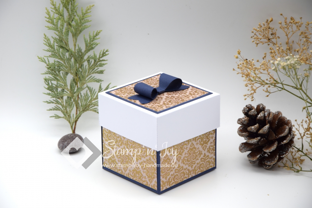 Explosionsbox Weihnachten | Geldgeschenk | Zierschachtel | Motiv: goldene Verzierungen | nachtblau rosa | Art. Nr. 10020501