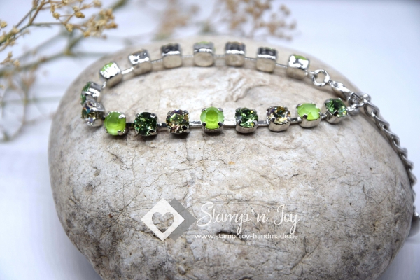 Armband mit Swarovski ® Kristallen Elements | Geldgeschenk | Kristallfarben grün | Armbandfassungfarbe rhodium | Art. Nr. 50120601